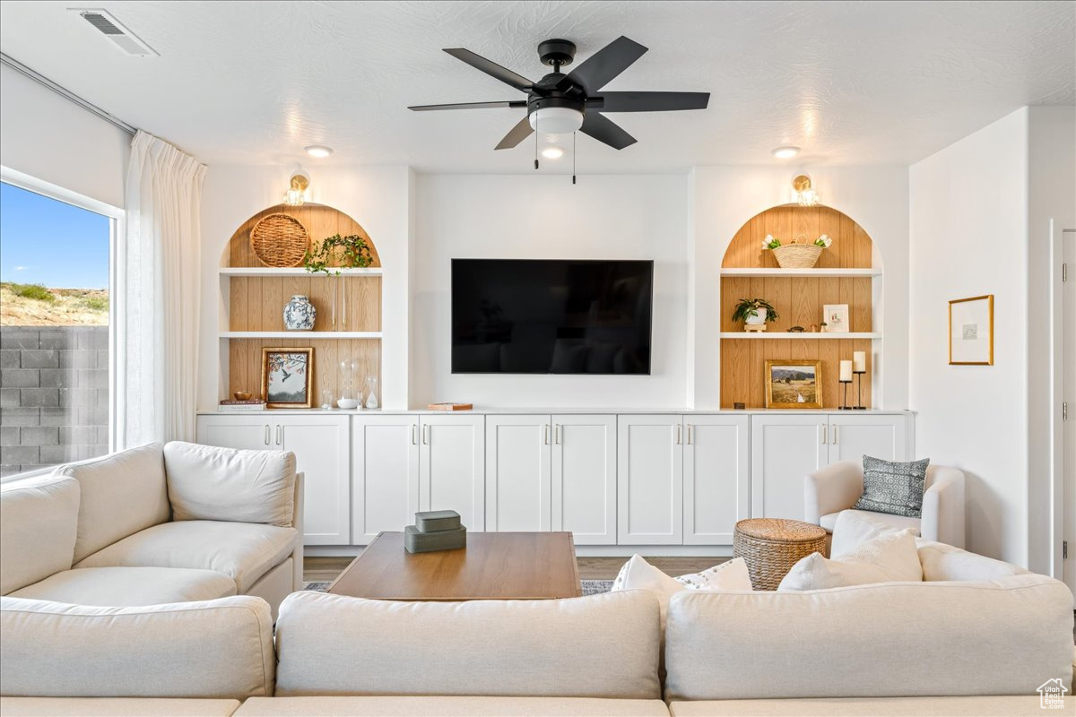 1554 S RIPPLE ROCK DR