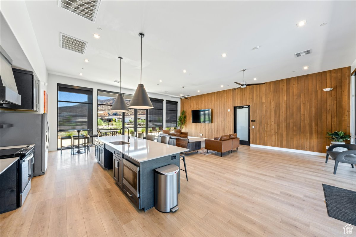 1554 S RIPPLE ROCK DR