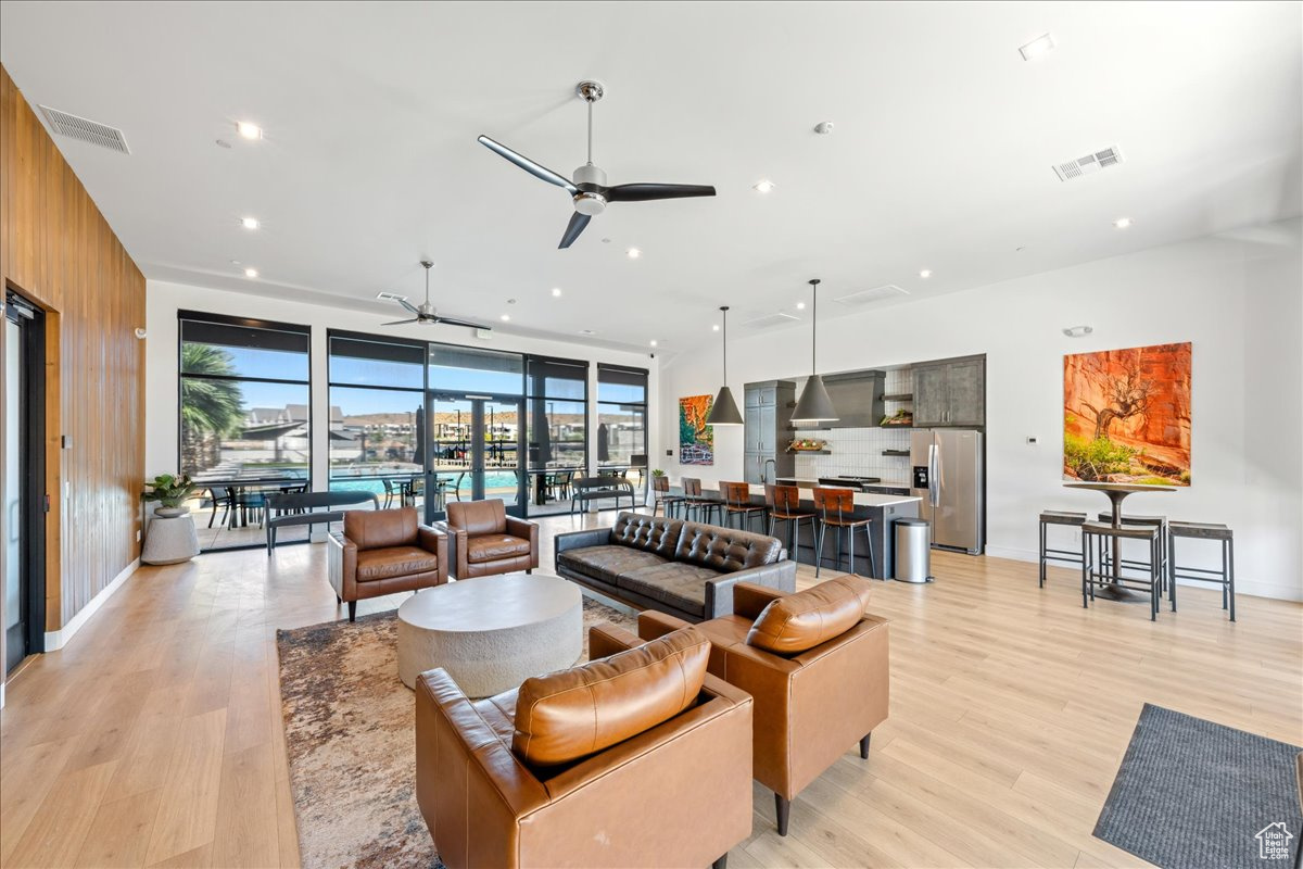 1554 S RIPPLE ROCK DR