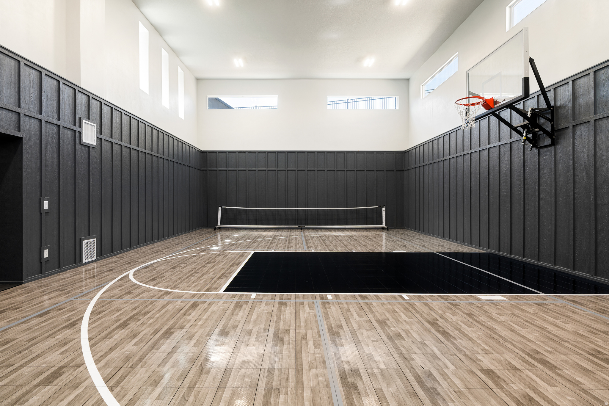 179 E TWIN HOLLOW DR #19