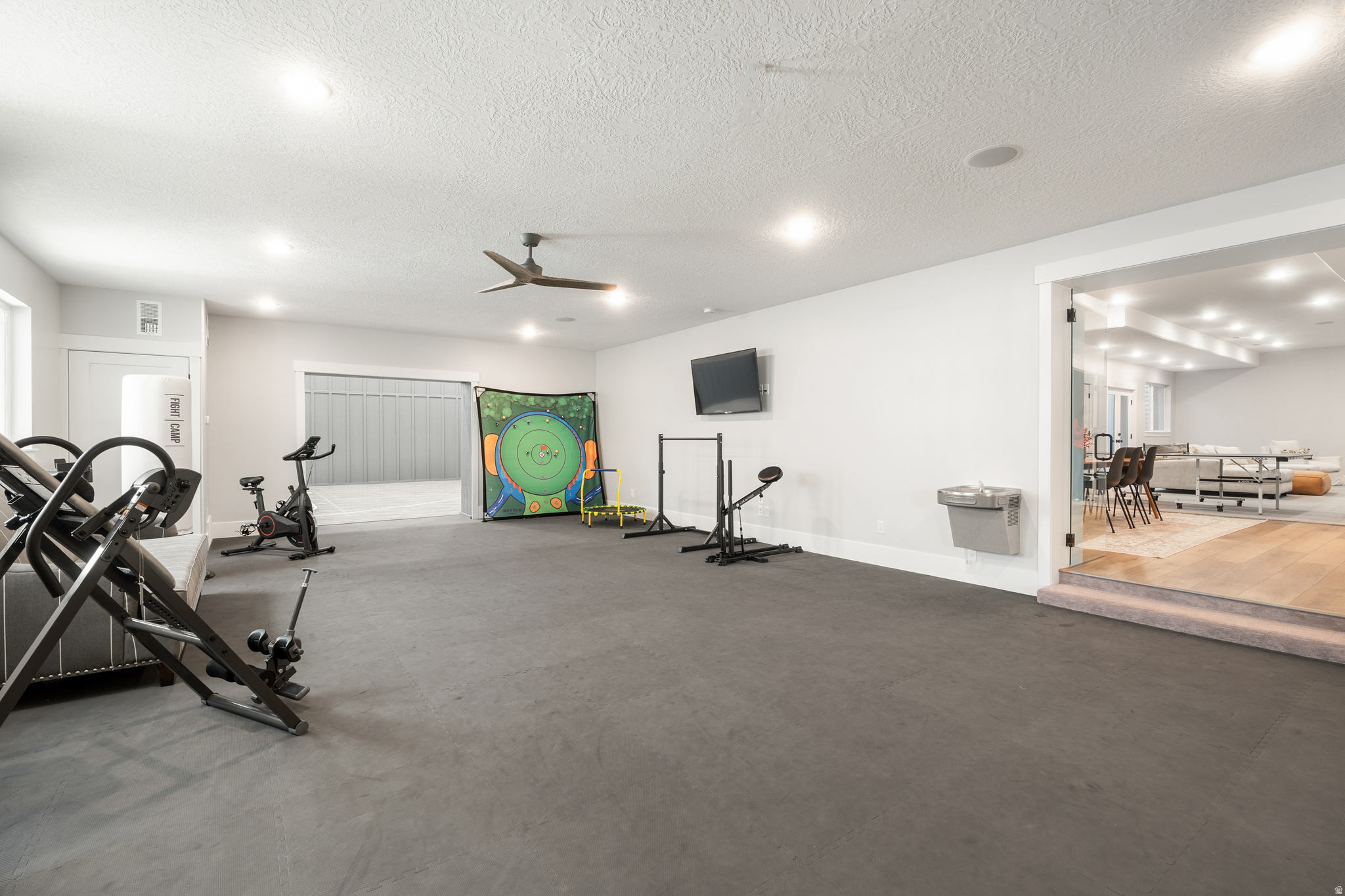 179 E TWIN HOLLOW DR #19