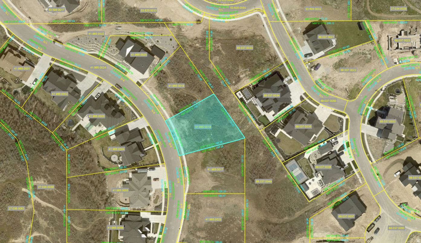 3383 S MAPLETON ESTATES DR Unit: 18