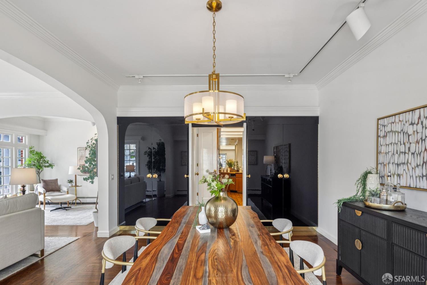 2304 Washington Street # 100