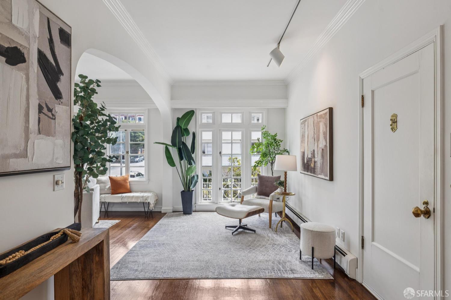 2304 Washington Street # 100