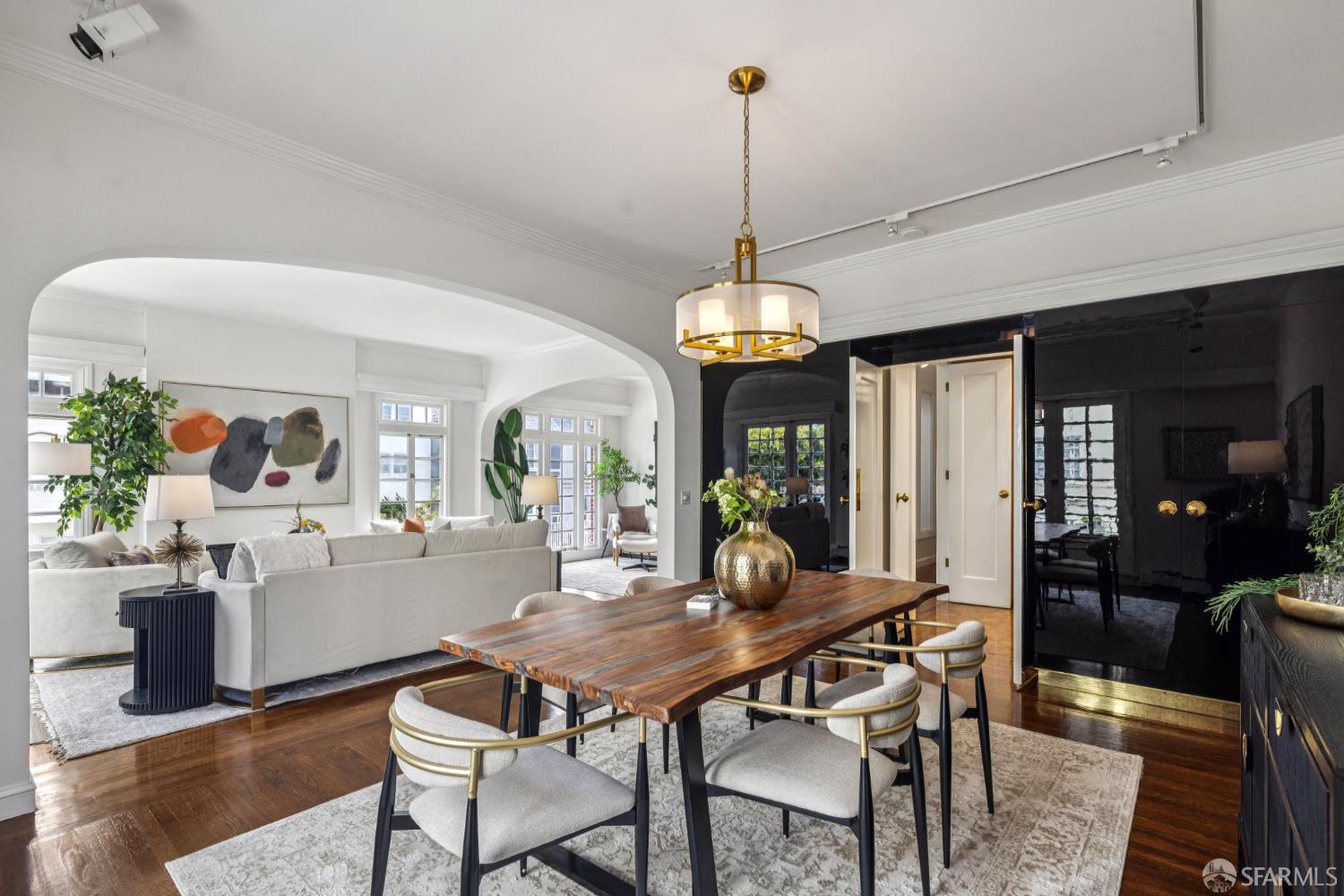 2304 Washington Street # 100