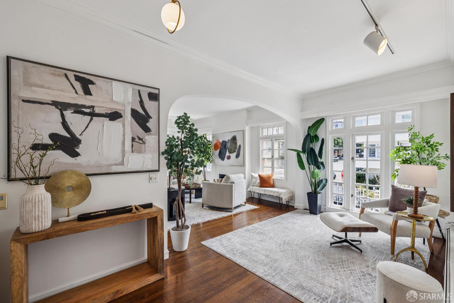 2304 Washington Street # 100