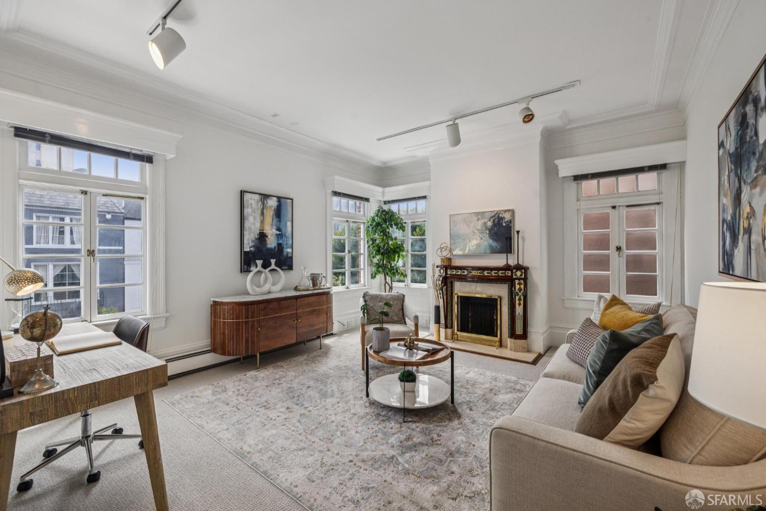 2304 Washington Street # 100