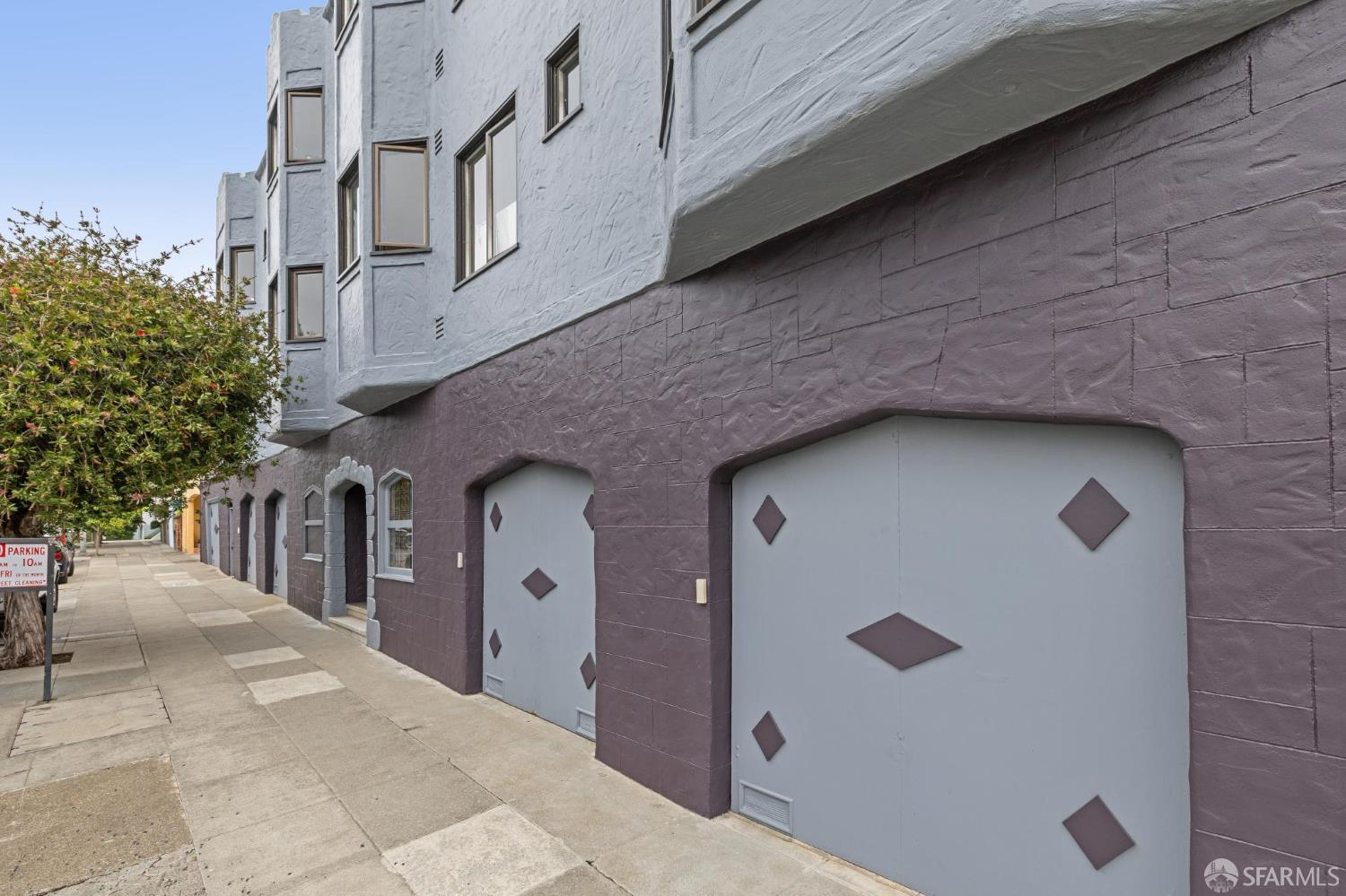 265 Rivoli Street