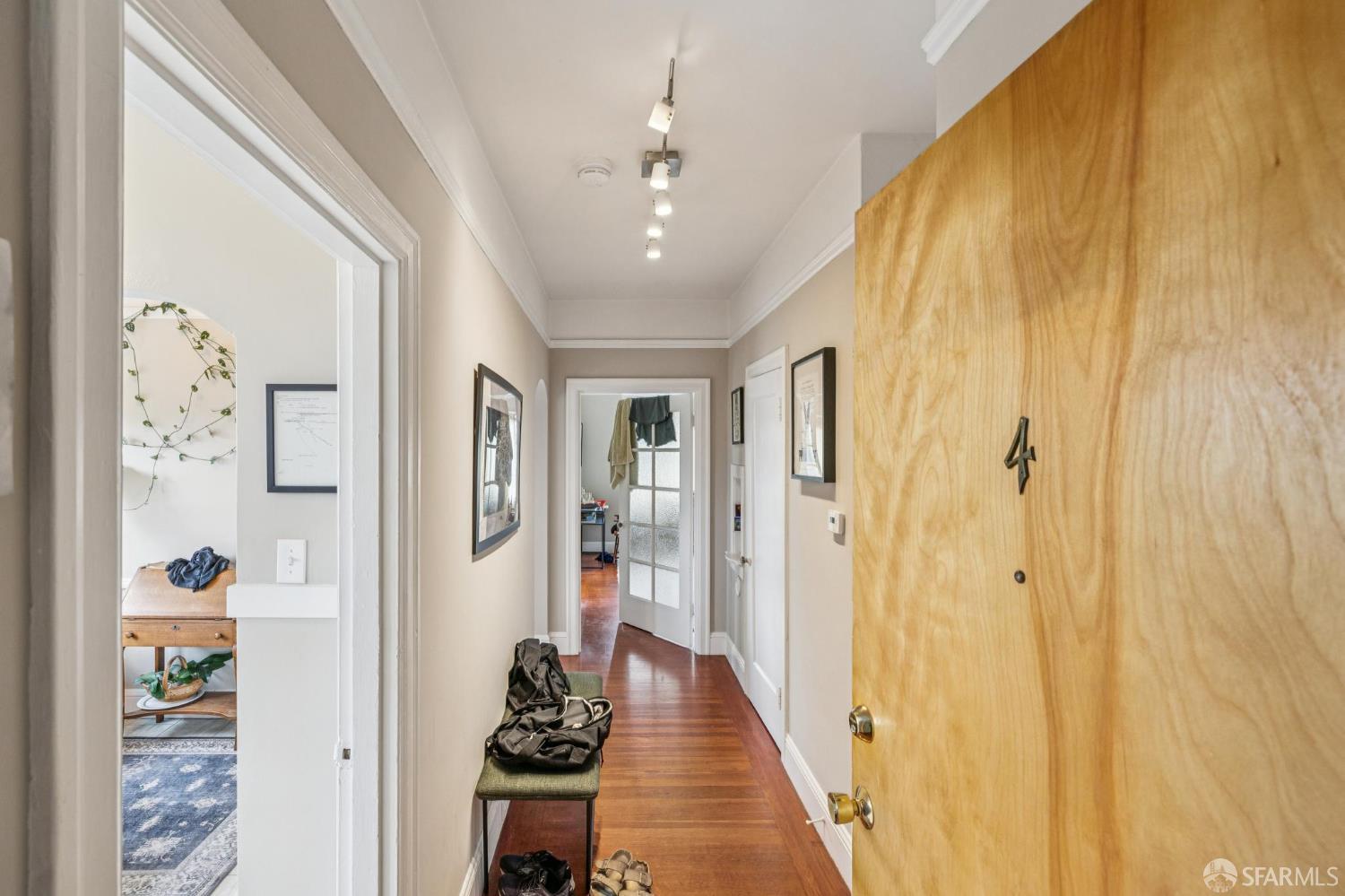 265 Rivoli Street