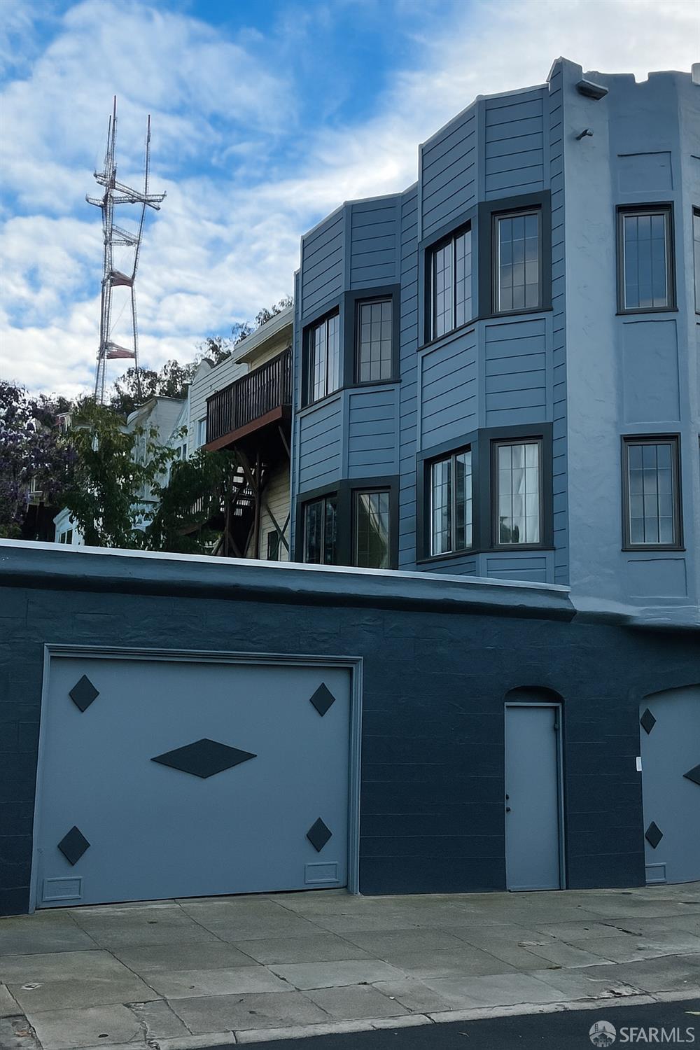 265 Rivoli Street