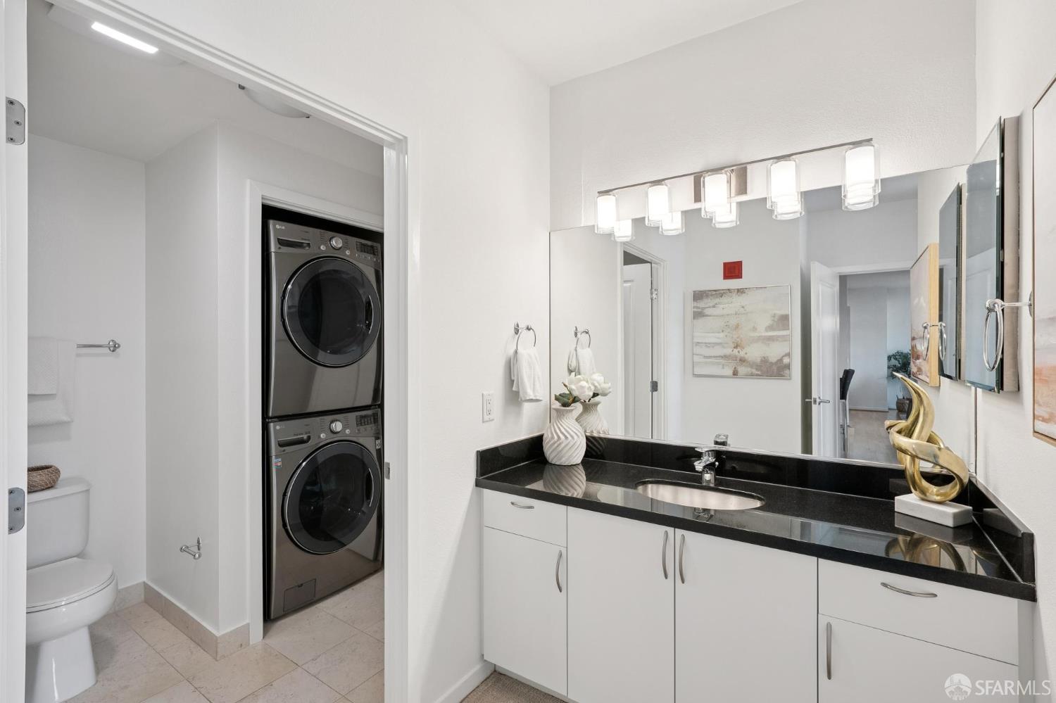 88 King Street # 616