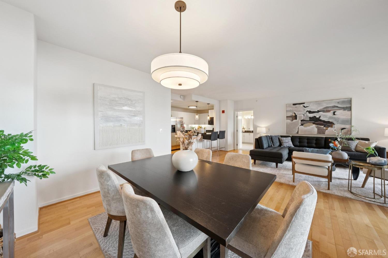 88 King Street # 616