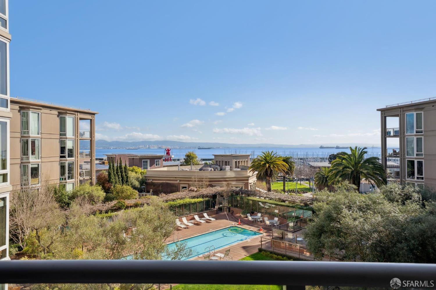 88 King Street # 616