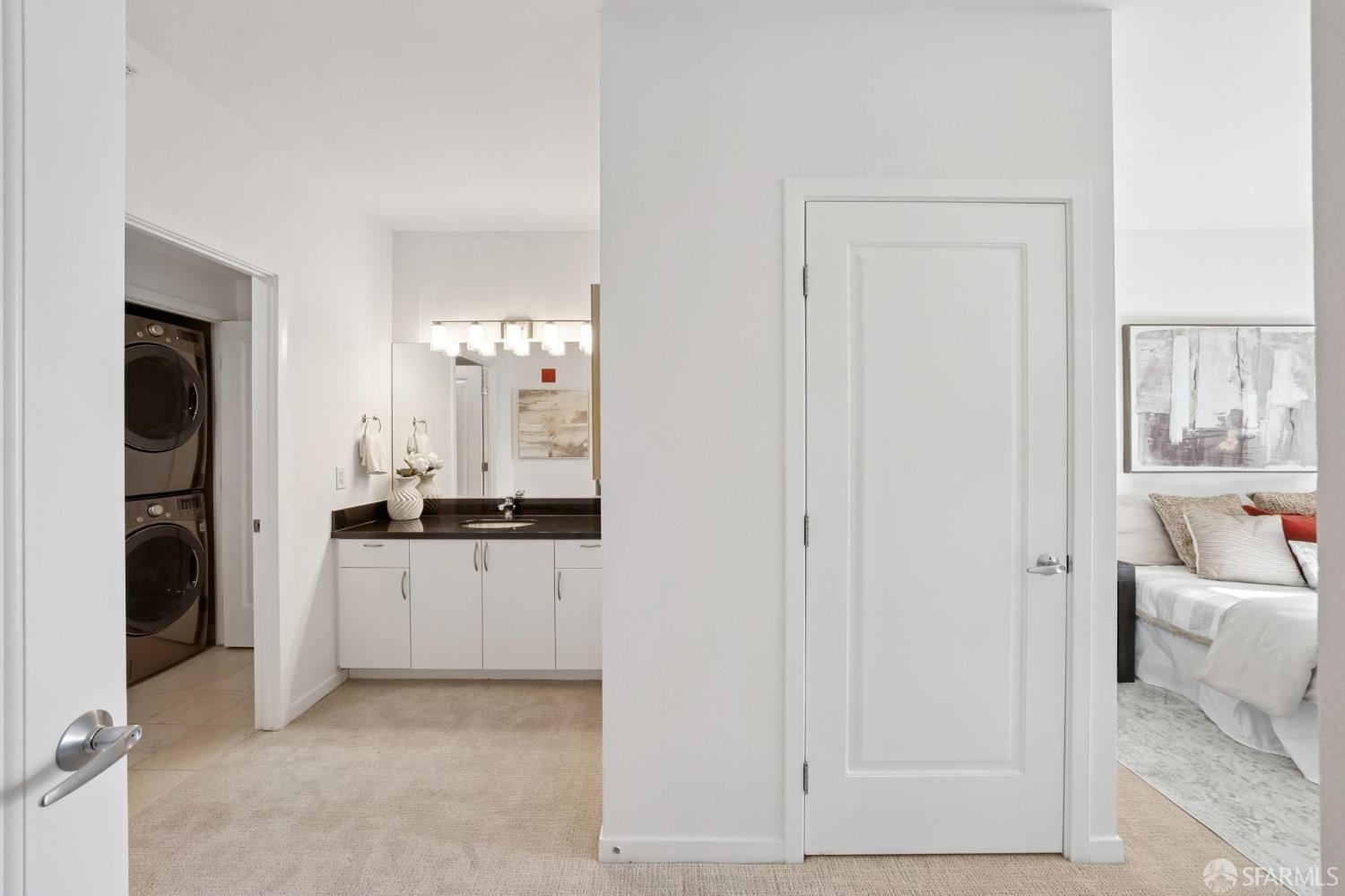 88 King Street # 616