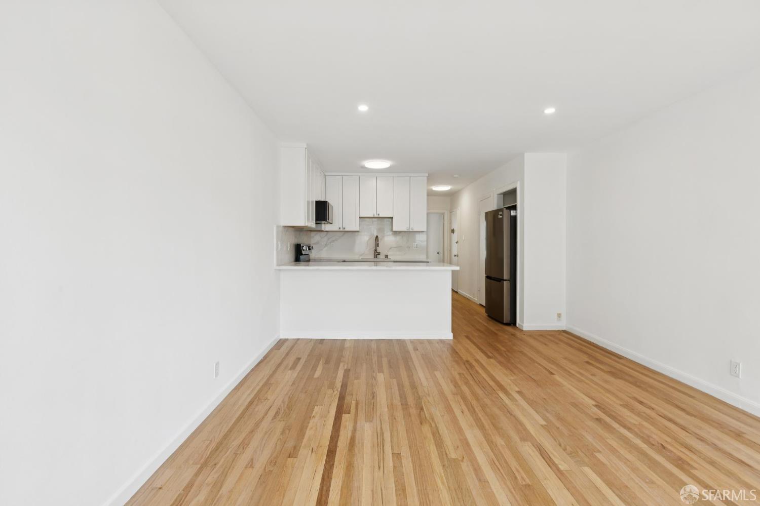 1250 Clay Street # 203