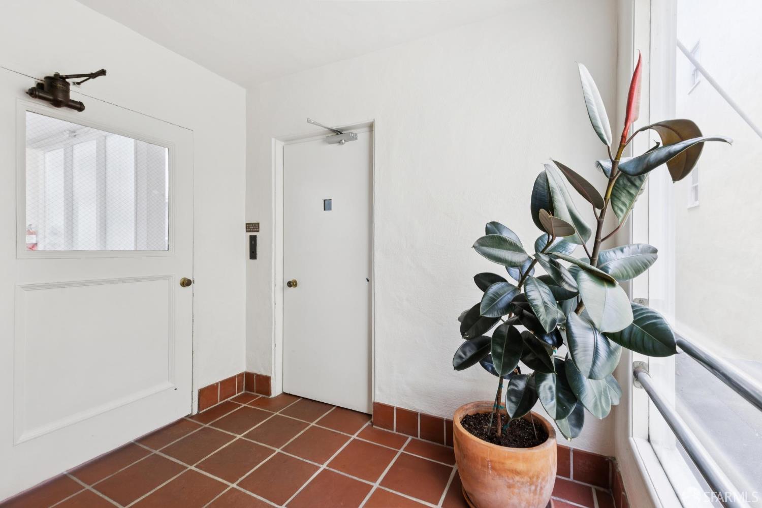 1250 Clay Street # 203