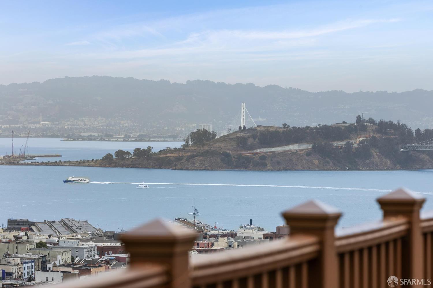 1250 Clay Street # 203