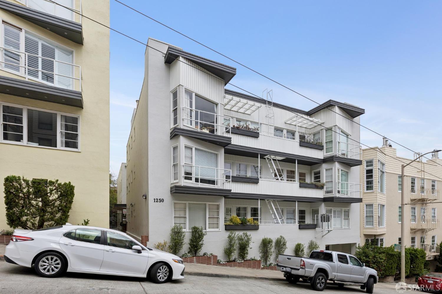 1250 Clay Street # 203