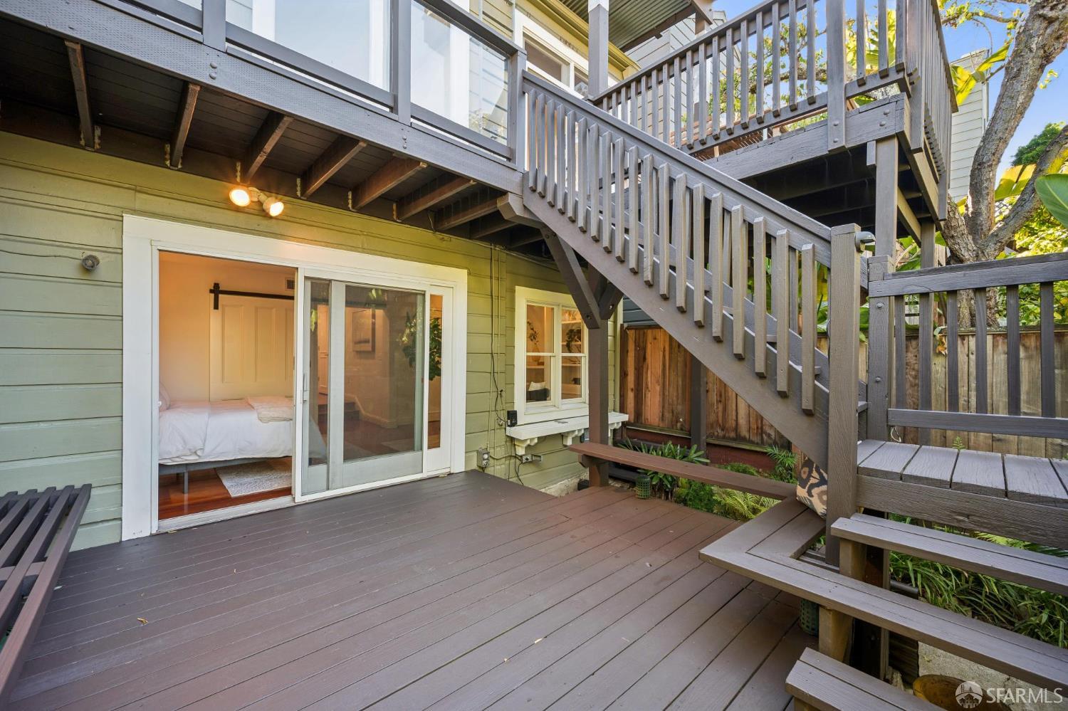 708 Waller Street