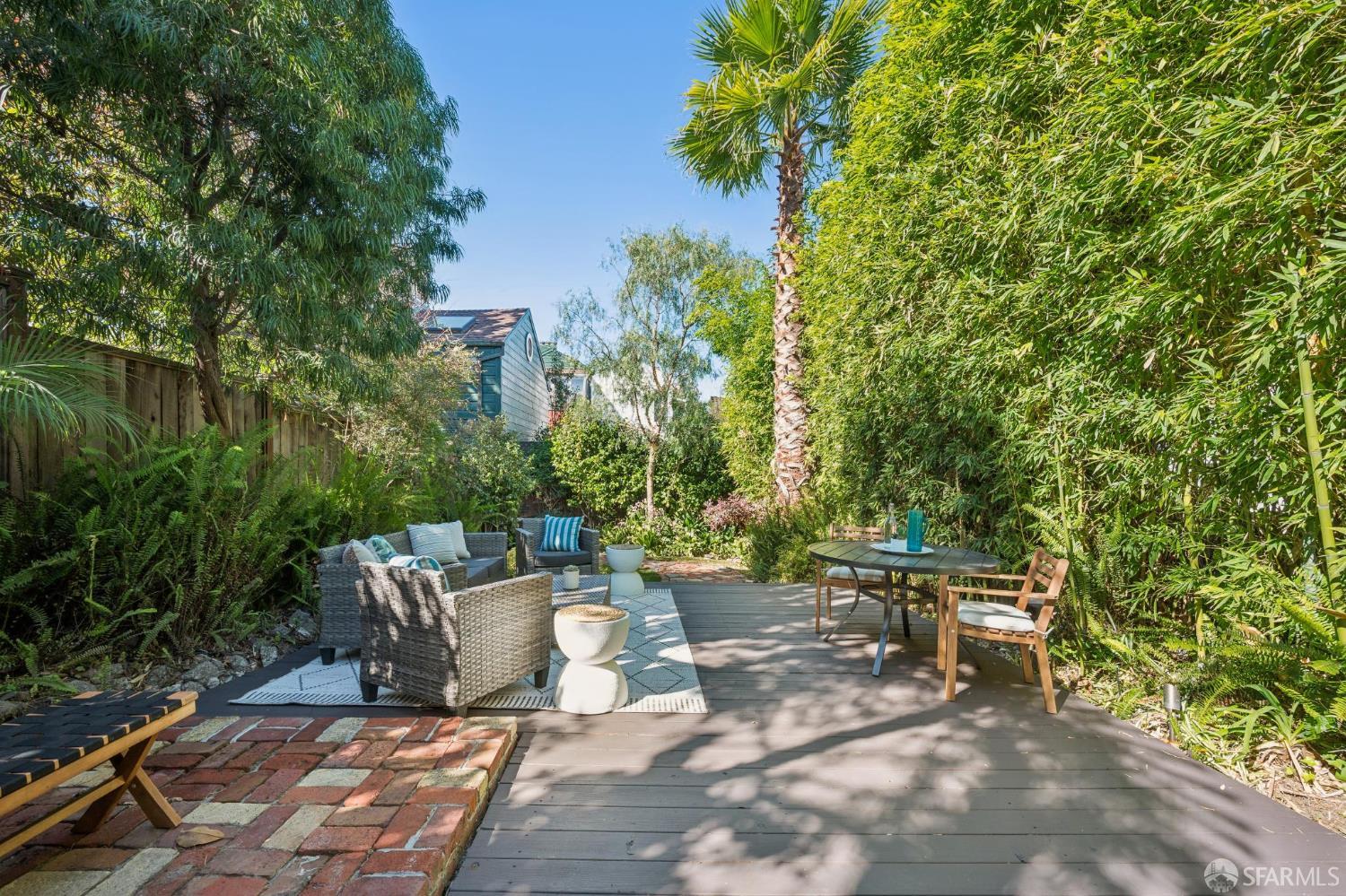 708 Waller Street