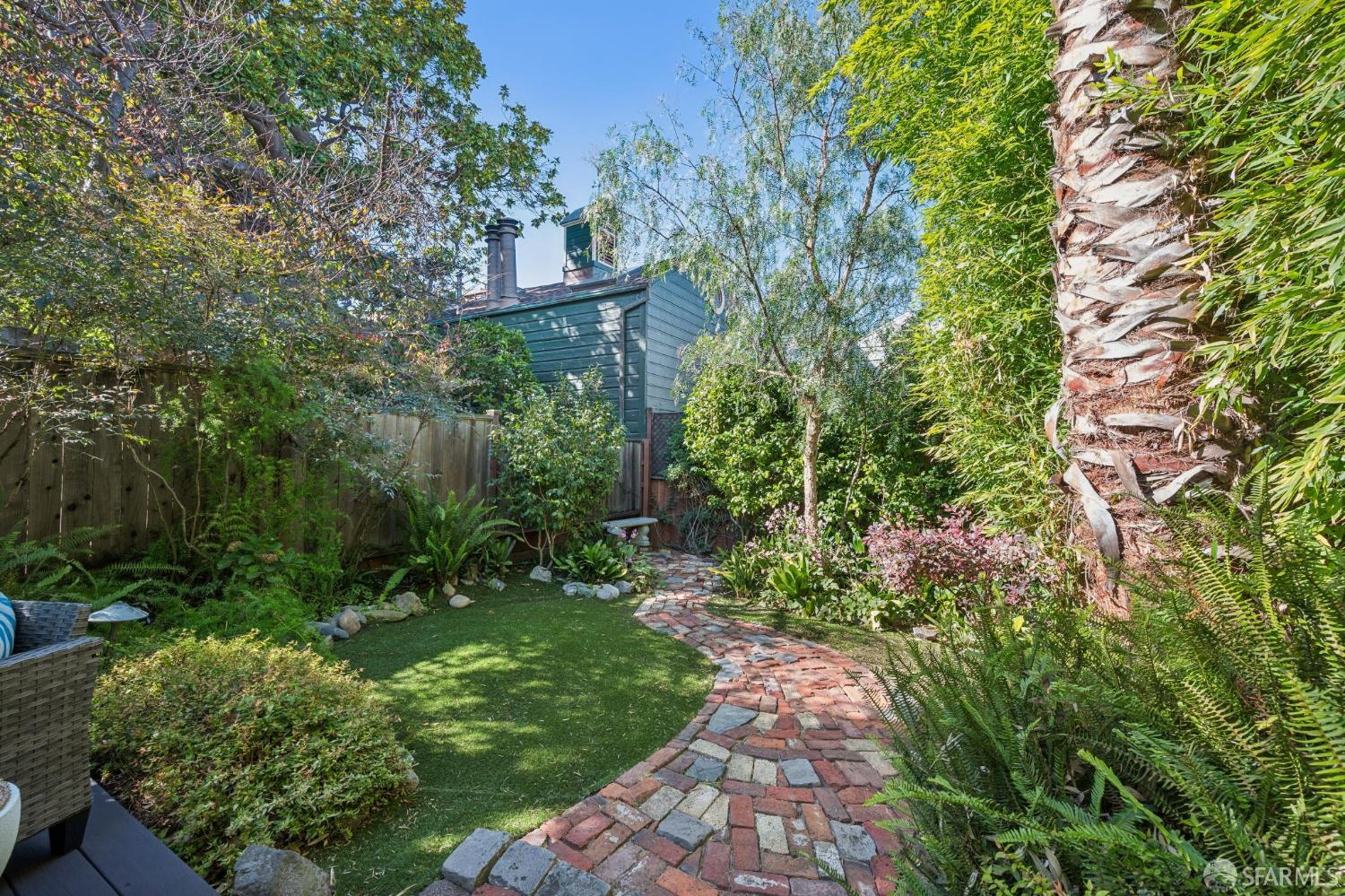 708 Waller Street