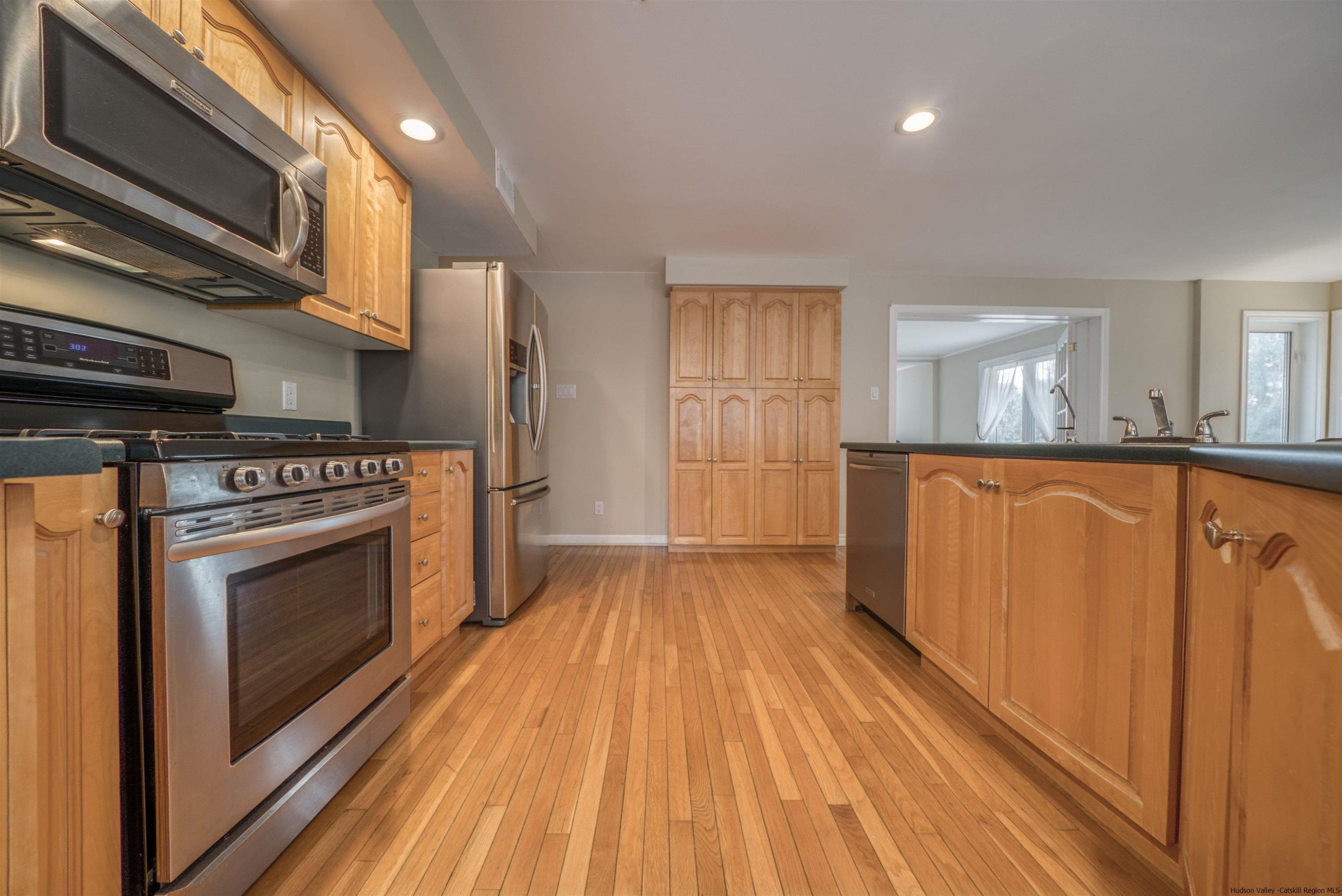 137 Schoolhouse Road