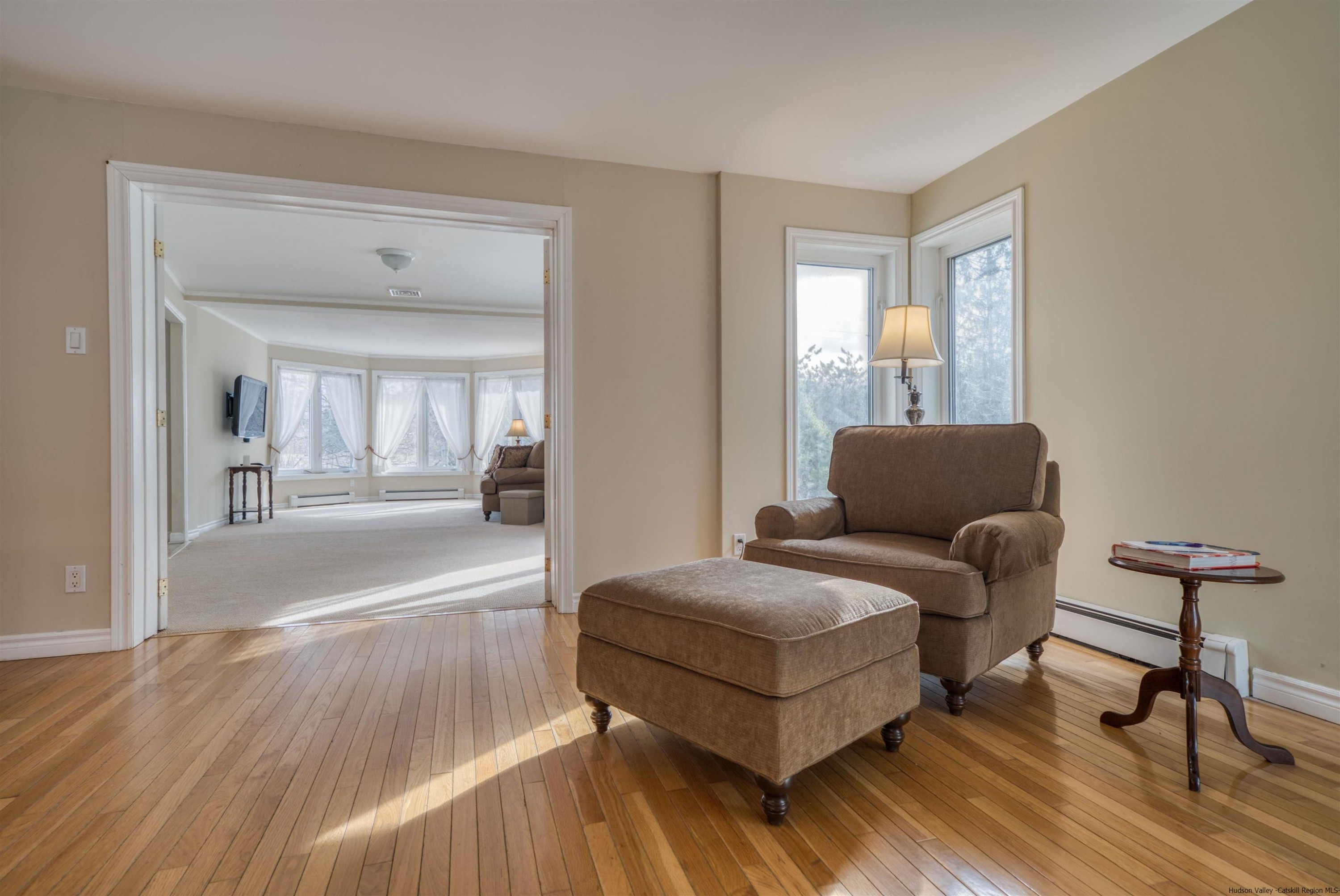 137 Schoolhouse Road