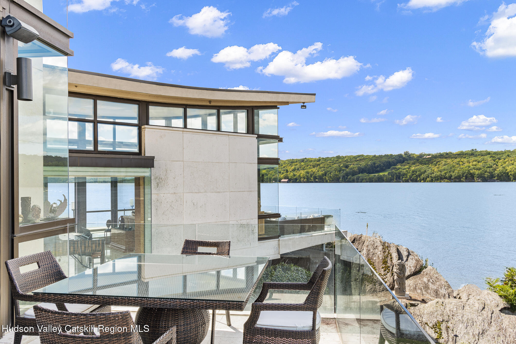 46 Ledgerock Lane