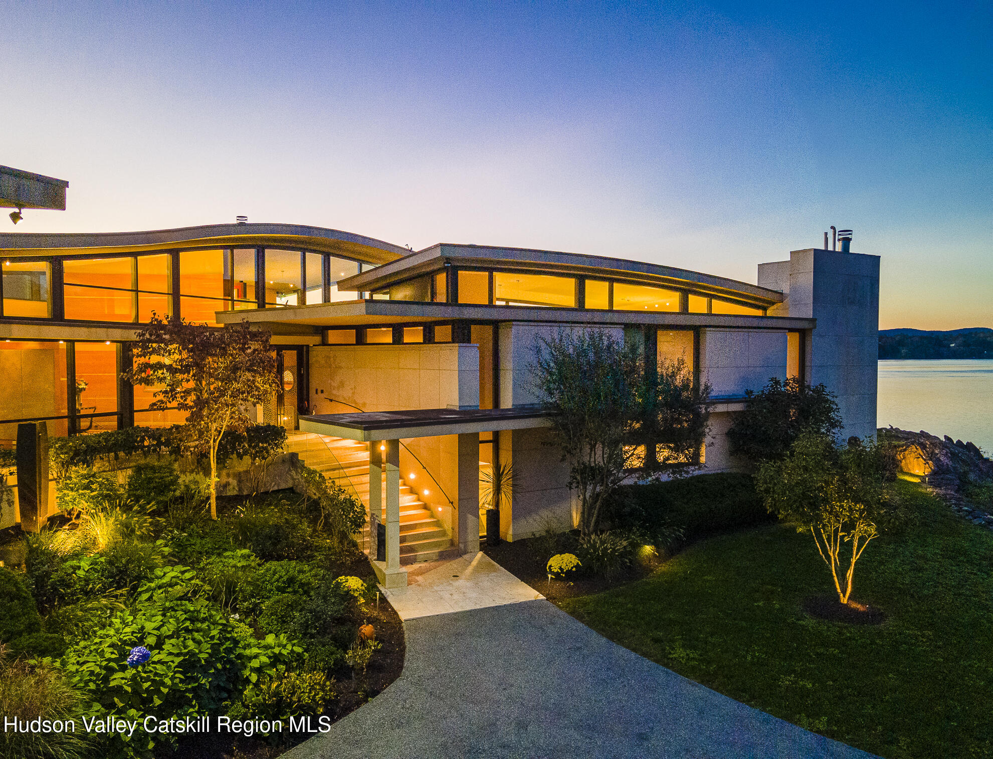 46 Ledgerock Lane