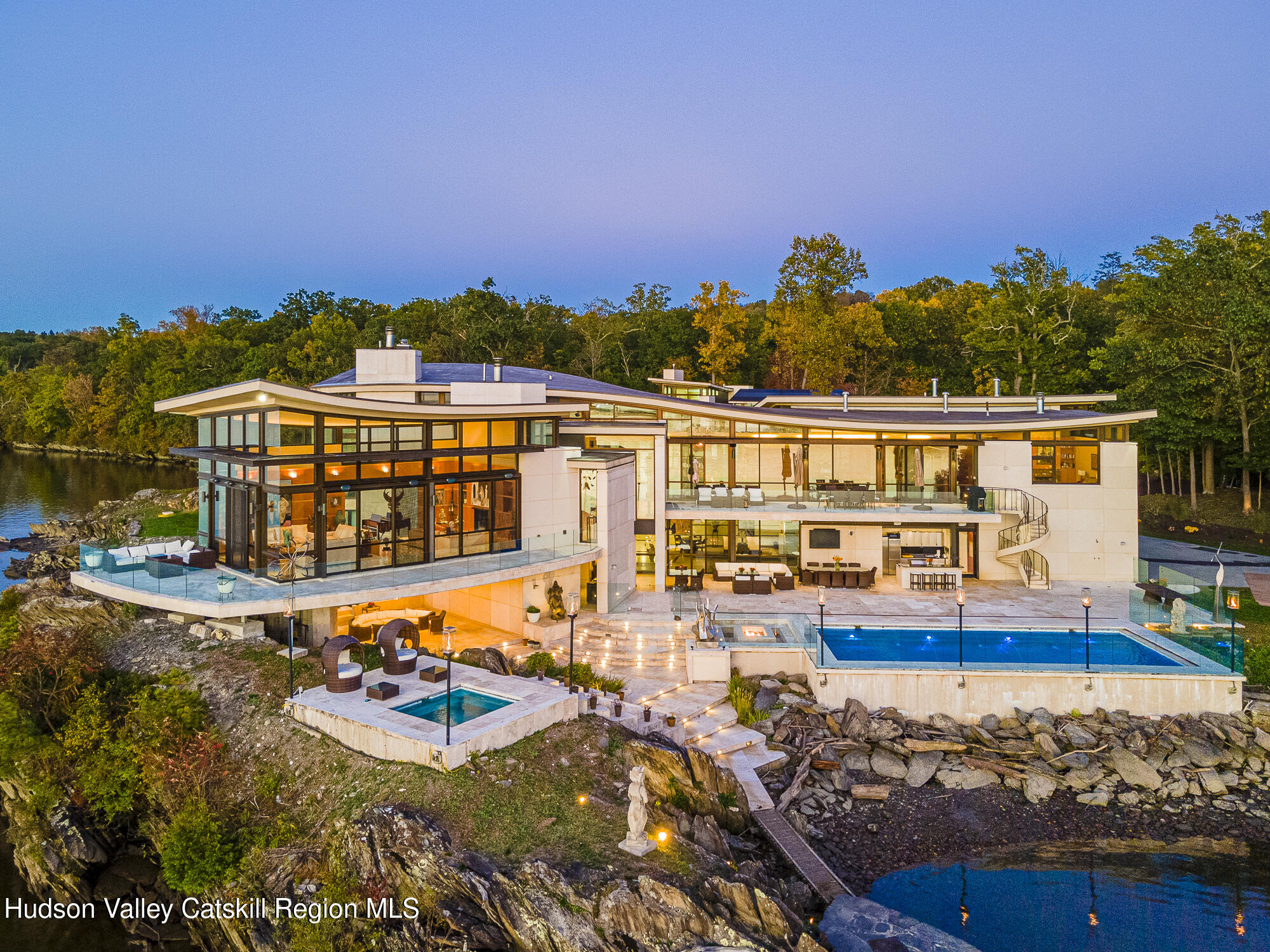 46 Ledgerock Lane