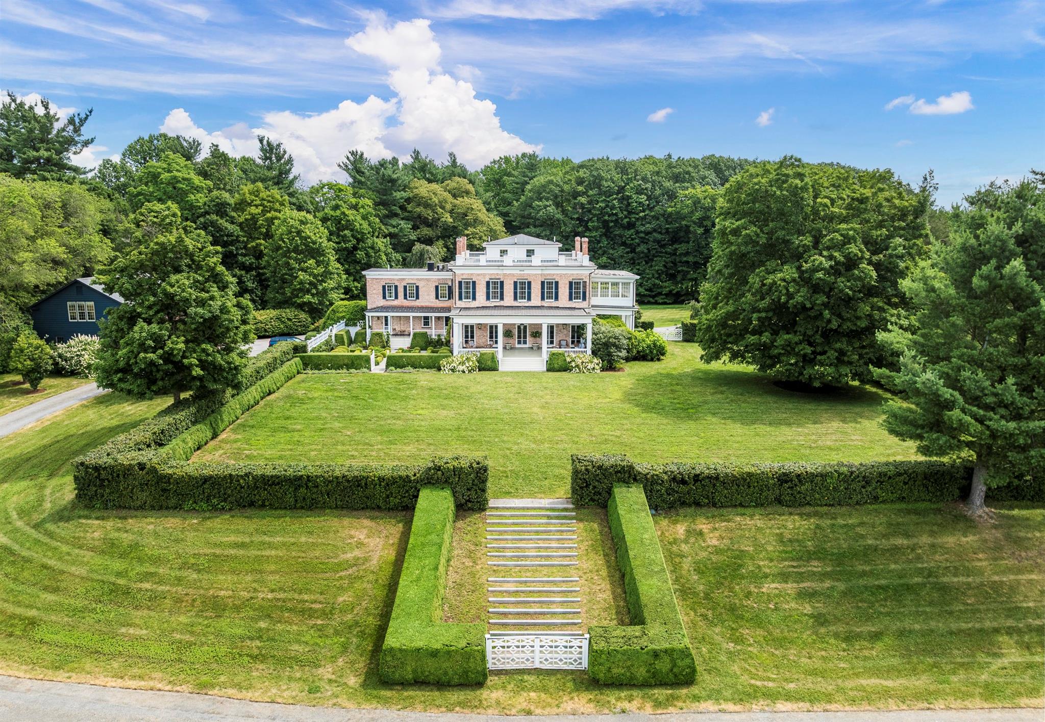 199 Eichybush Road