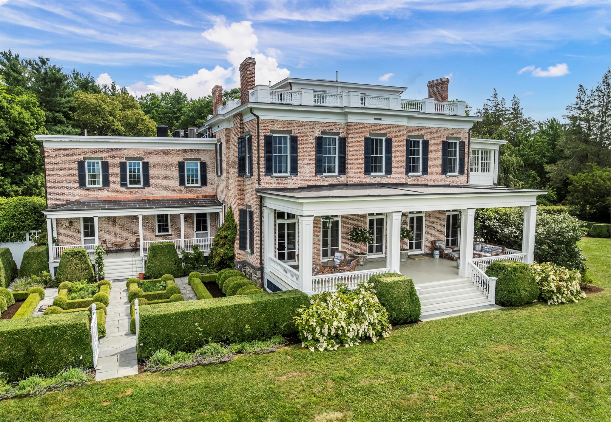 199 Eichybush Road
