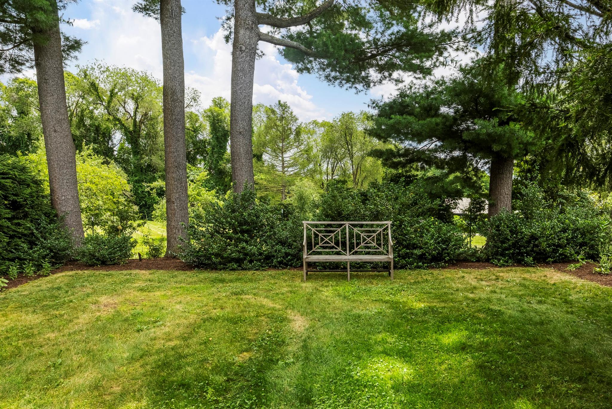 199 Eichybush Road