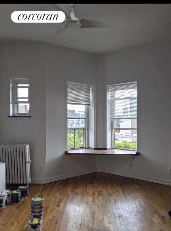 786 WASHINGTON Avenue 4FL