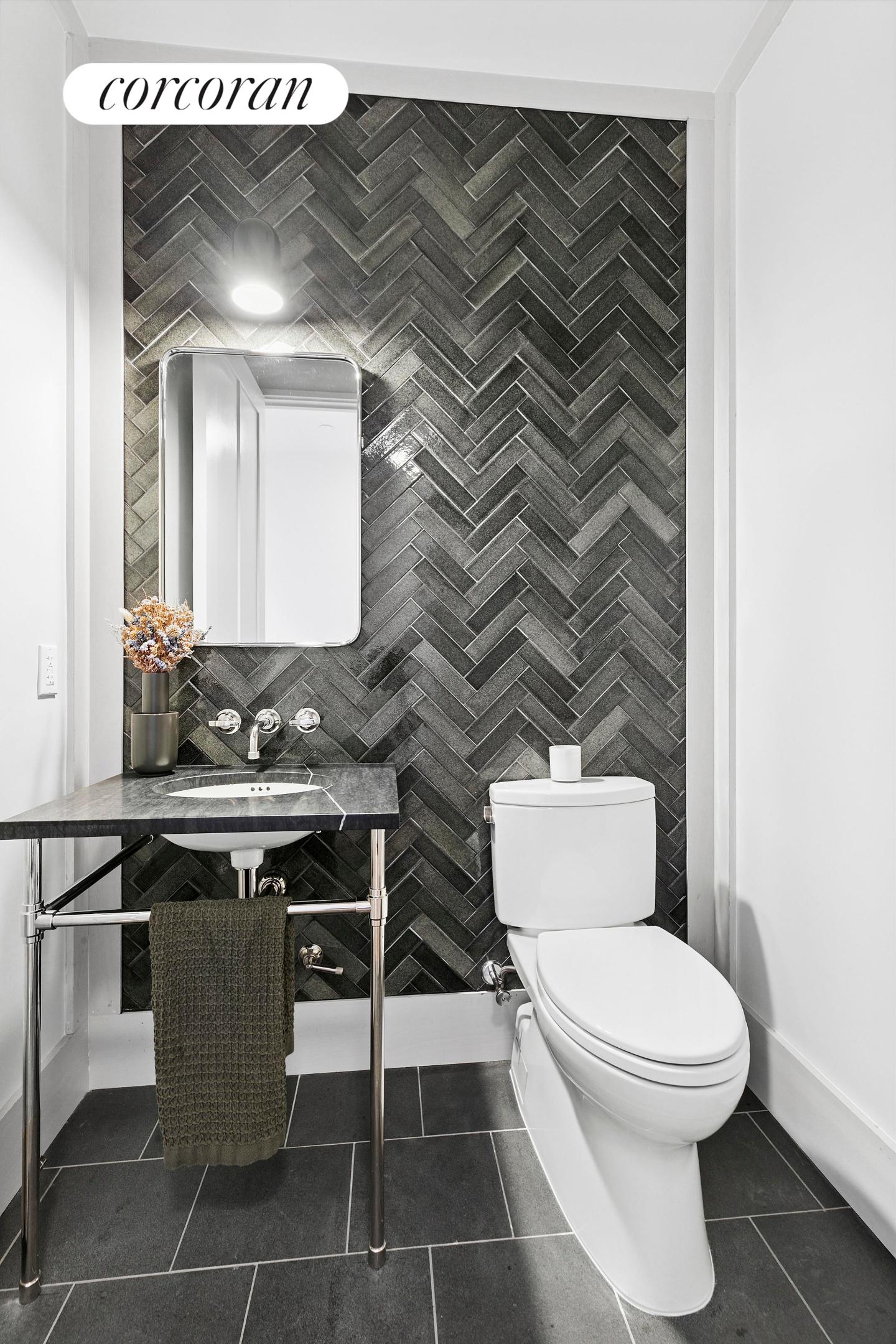 1 CLINTON Street 16B