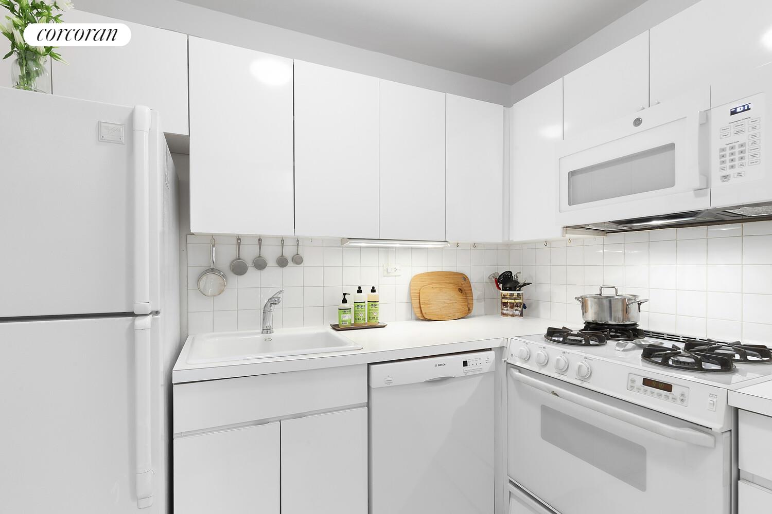 420 E 72ND Street 3F