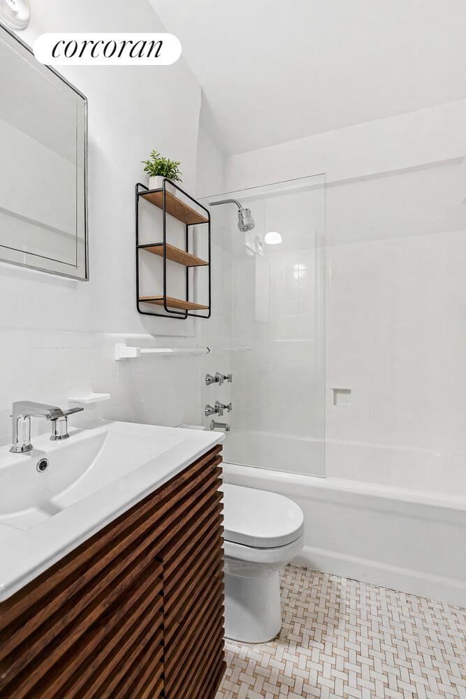 10 PARK Avenue 12F
