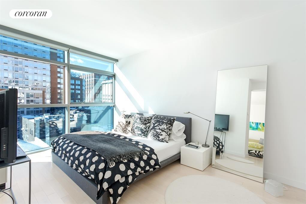 447 W 18TH Street 8B