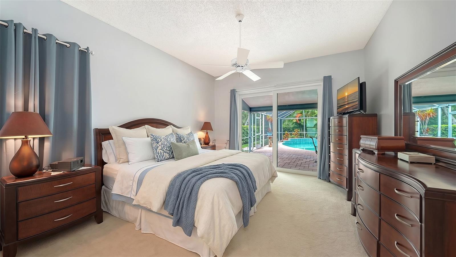 4391 MAPLEWOOD LN