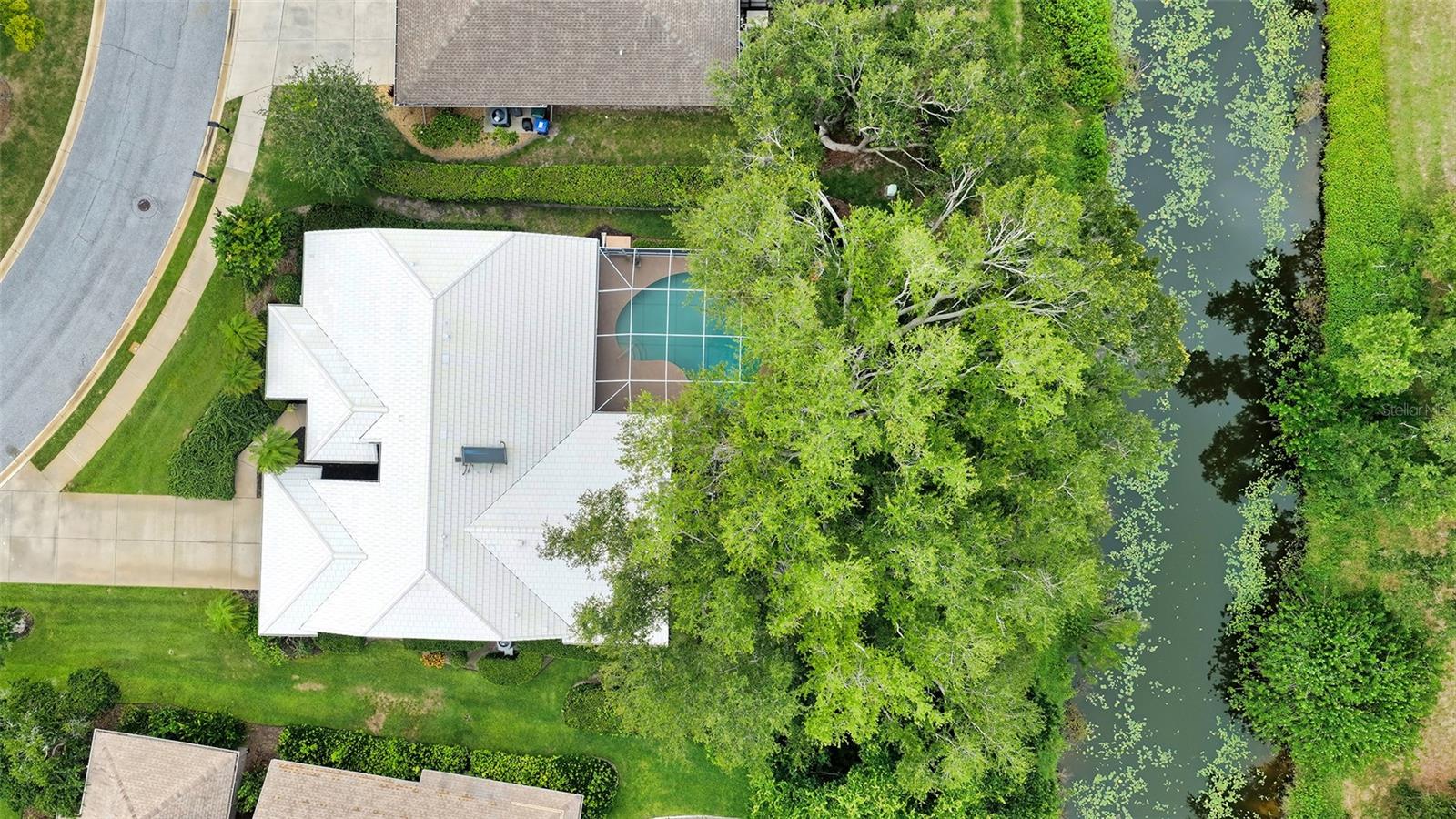 4391 MAPLEWOOD LN