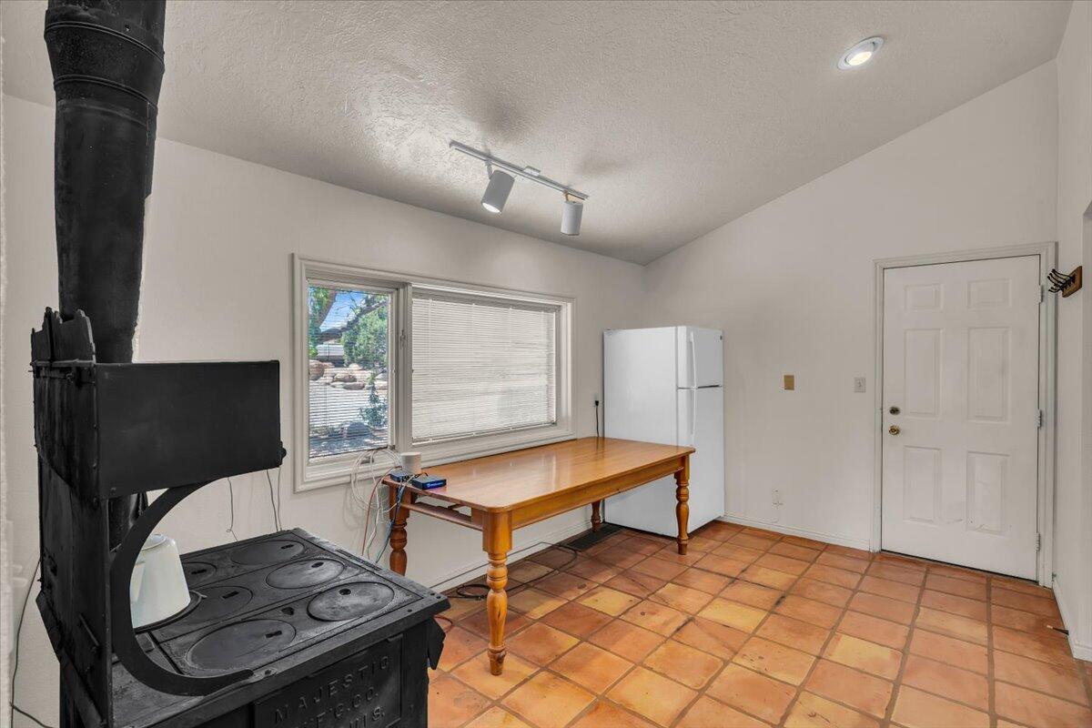 985 N Wonder LN