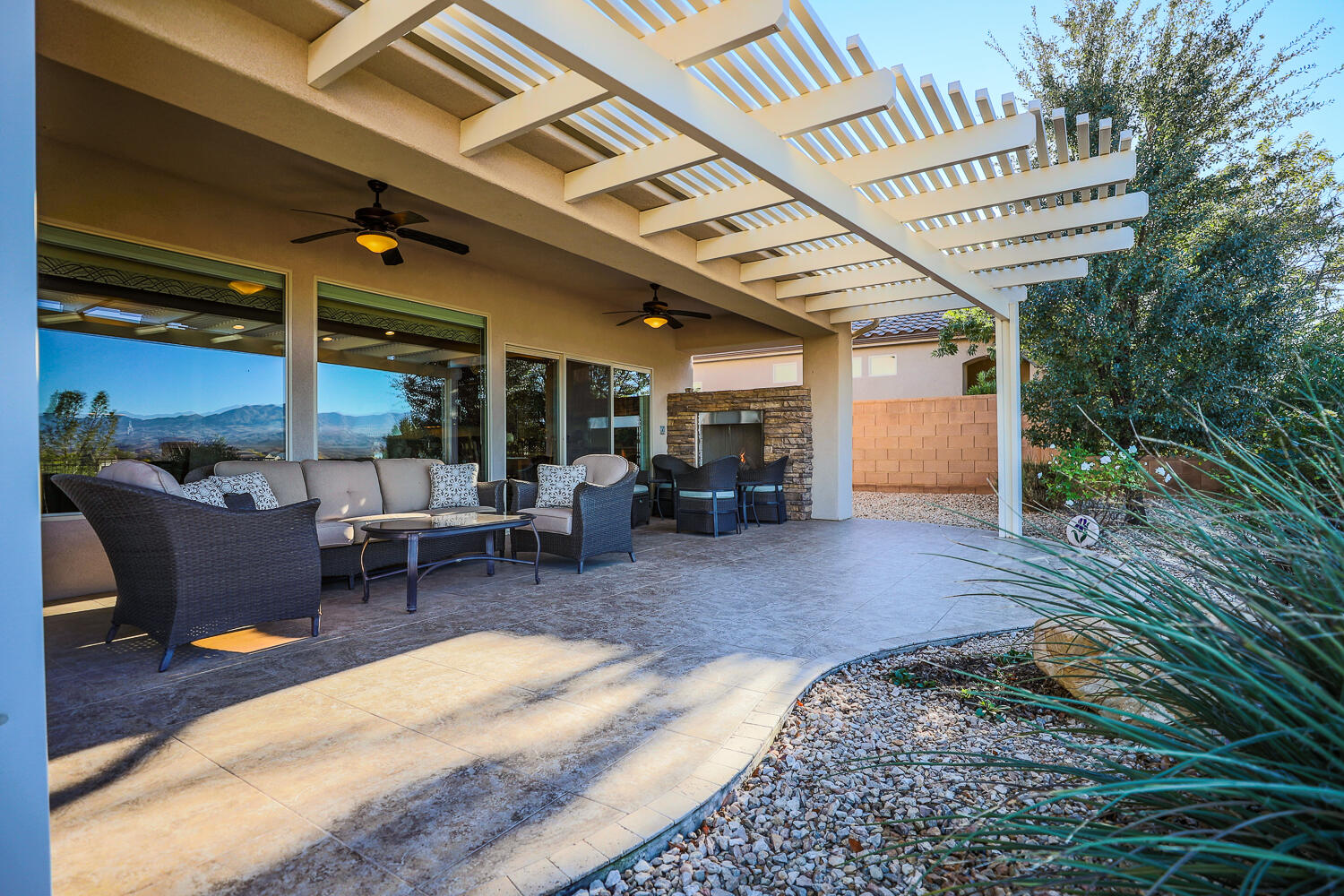 1472 HEATHERGLEN DR