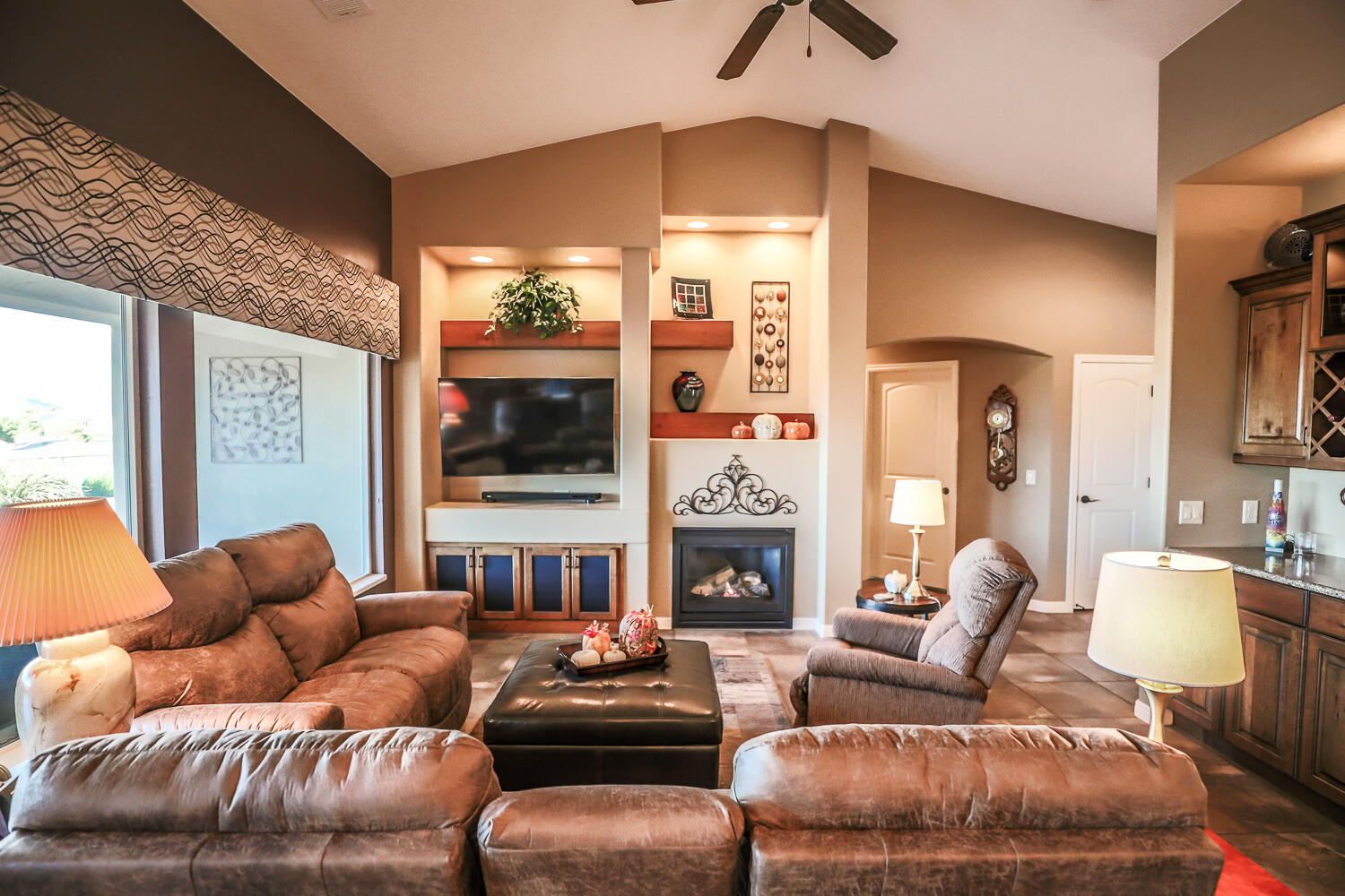 1472 HEATHERGLEN DR