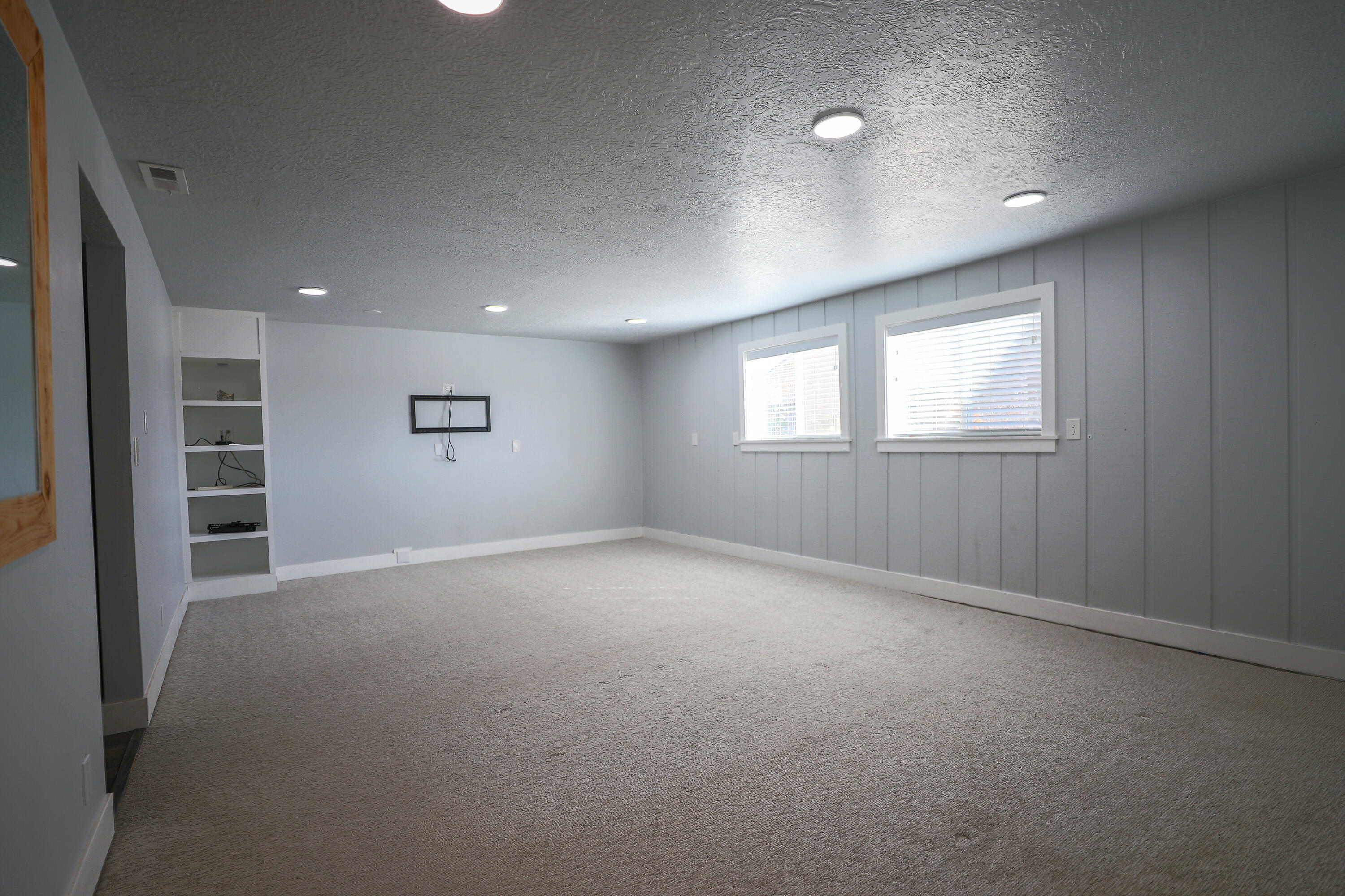 422 W BUCKEYE REEF RD