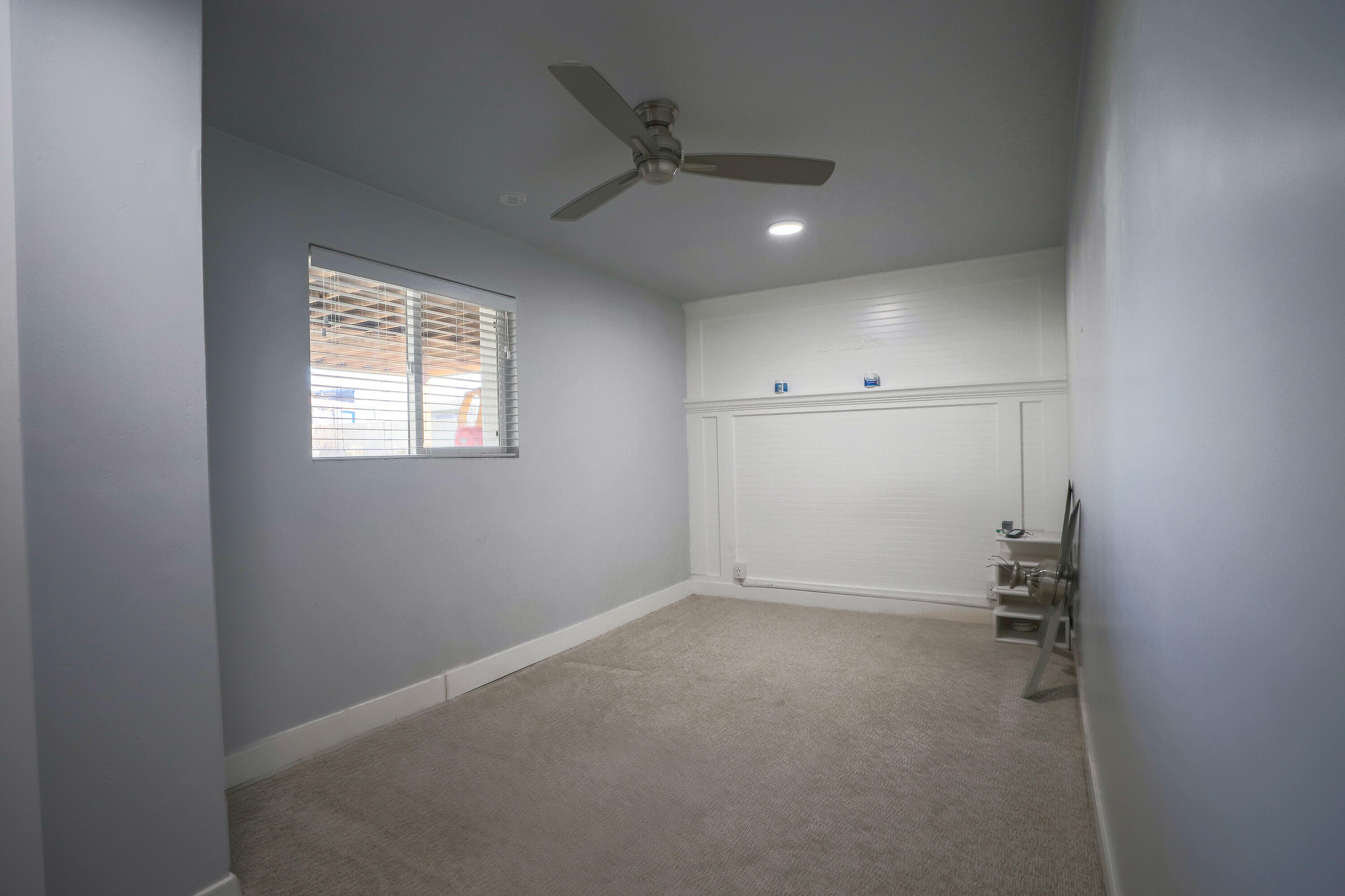 422 W BUCKEYE REEF RD