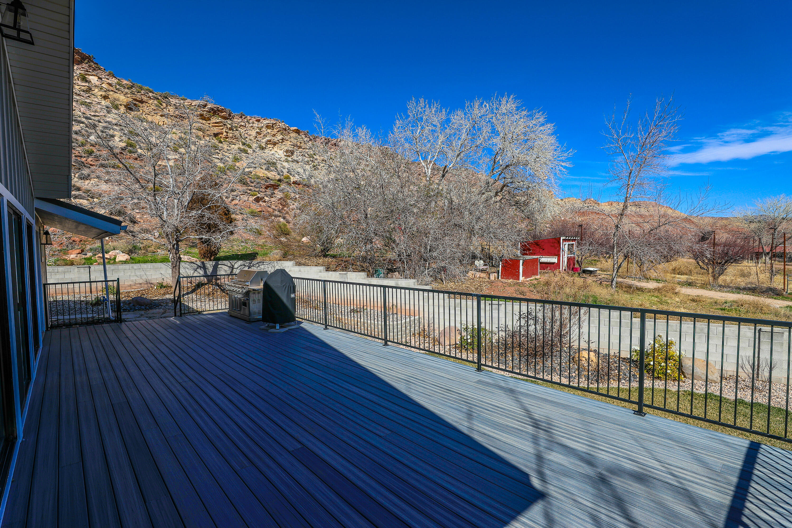 422 W BUCKEYE REEF RD