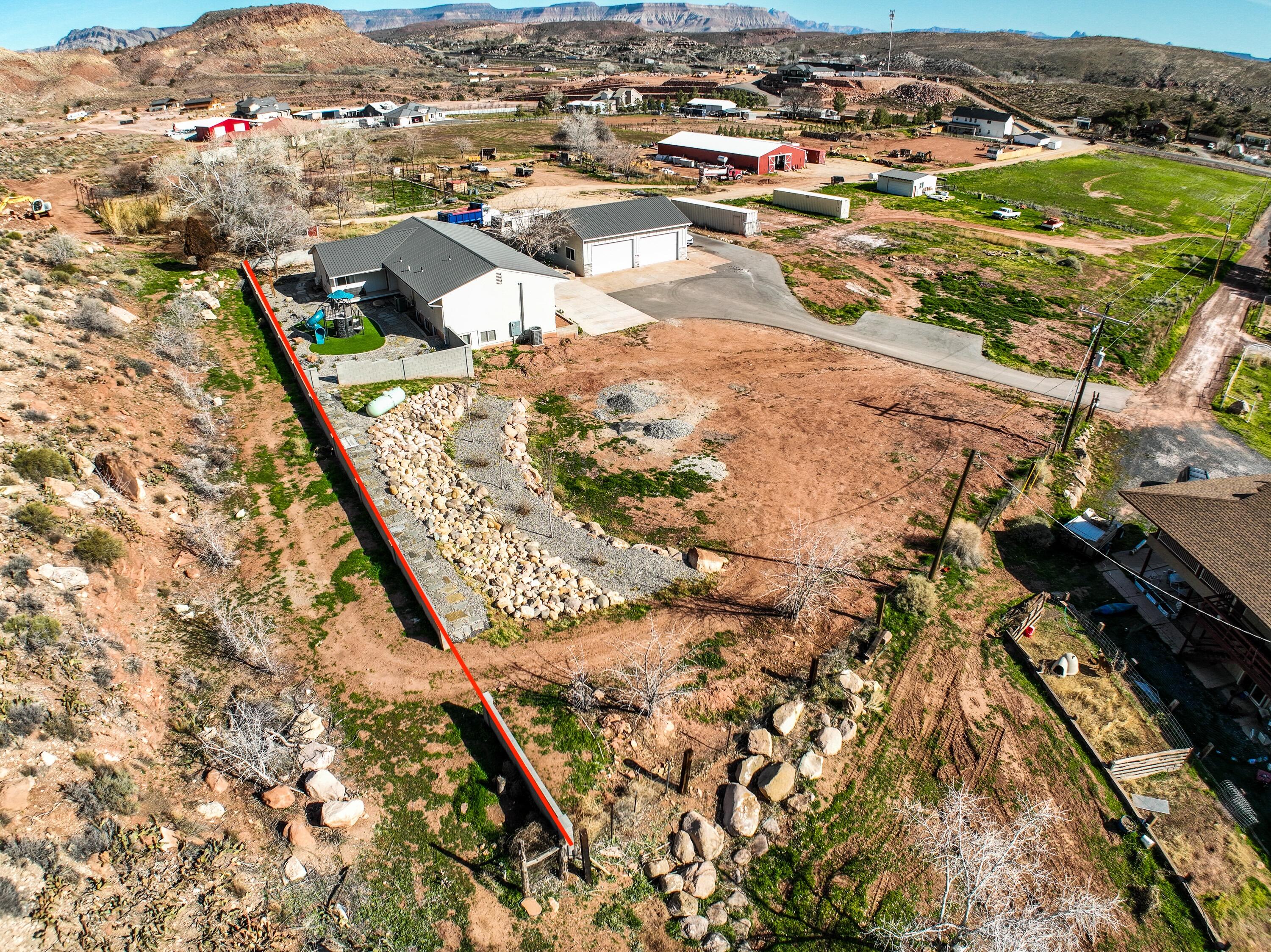 422 W BUCKEYE REEF RD