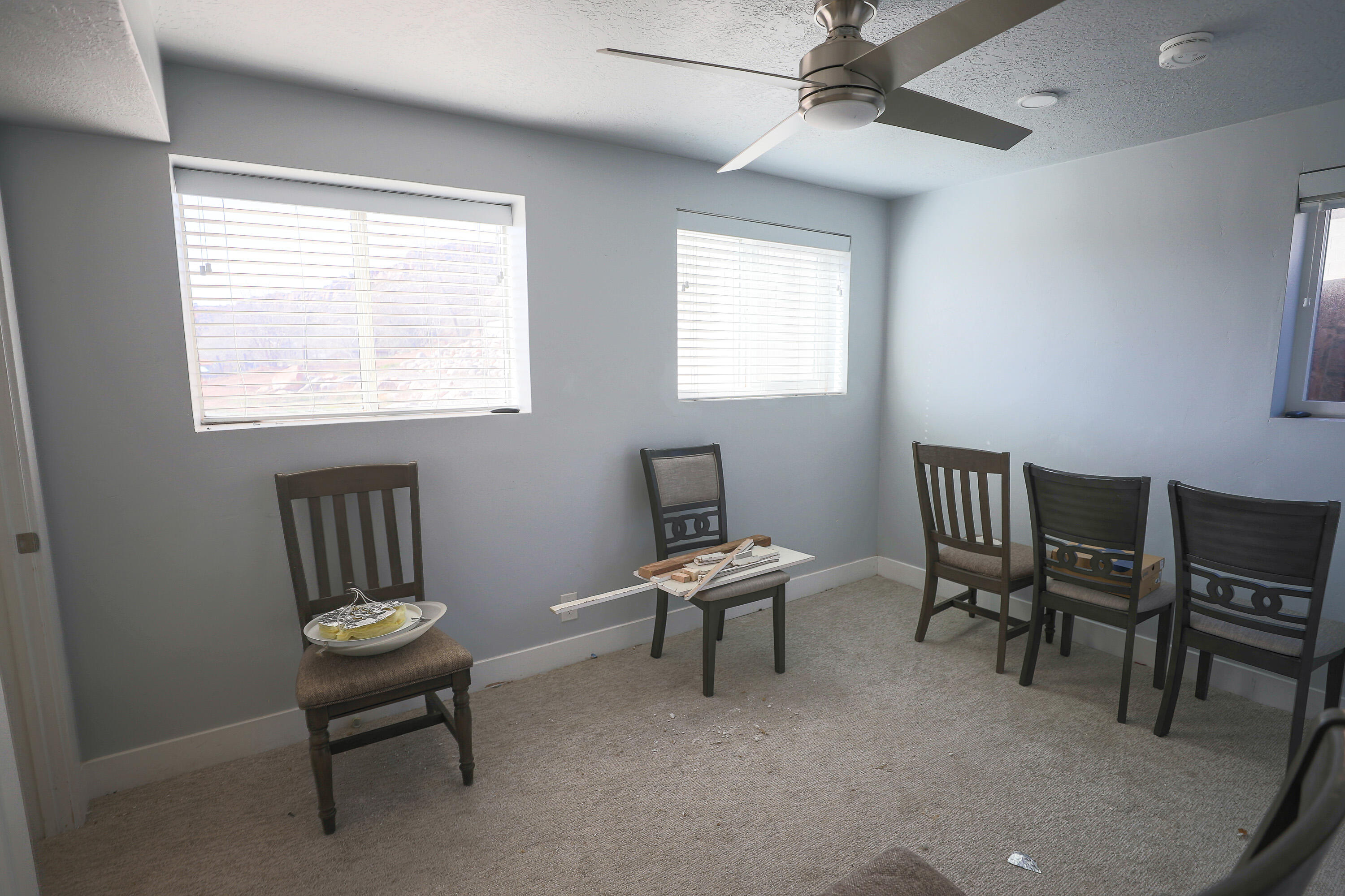 422 W BUCKEYE REEF RD
