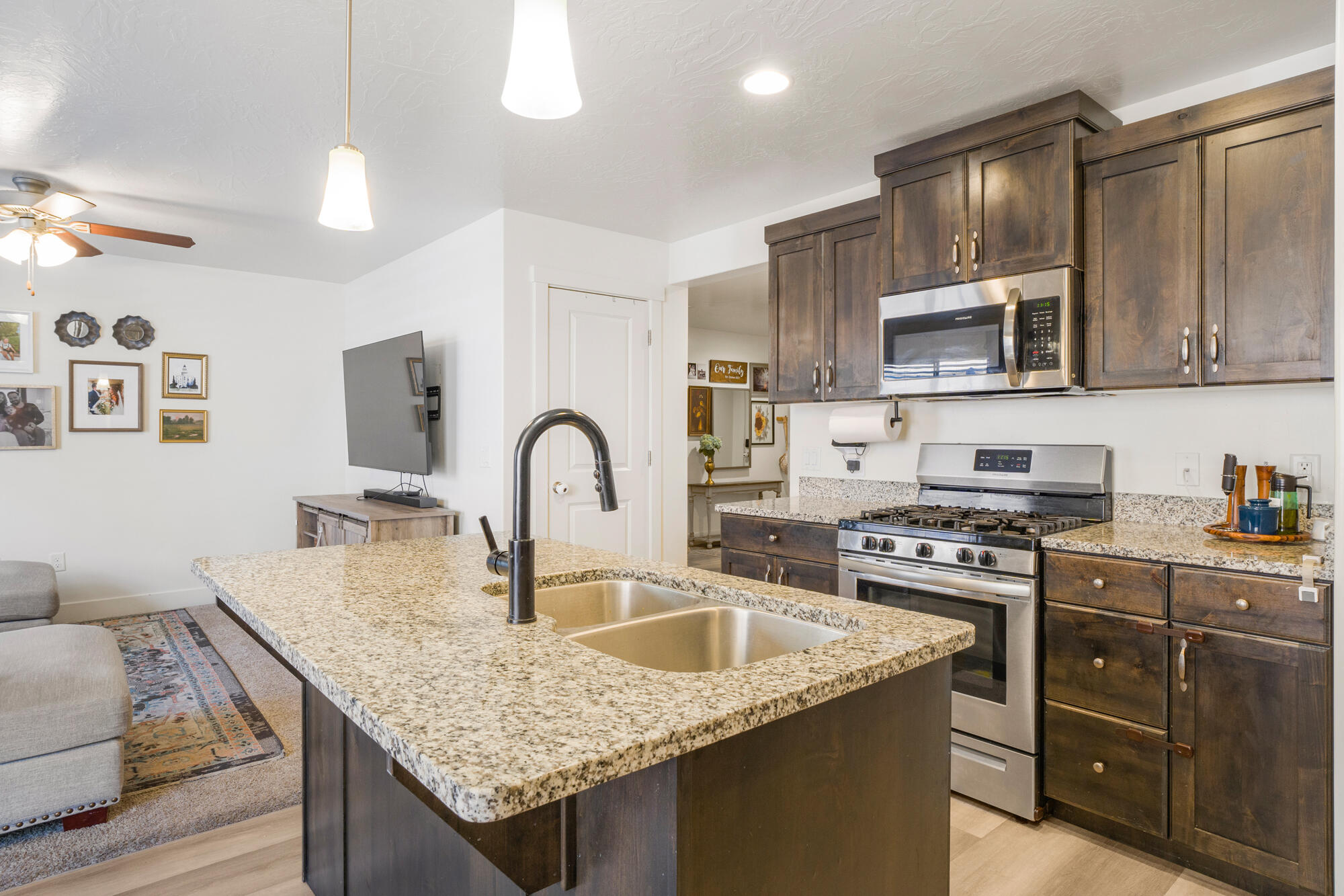 5814 S Challenger Way