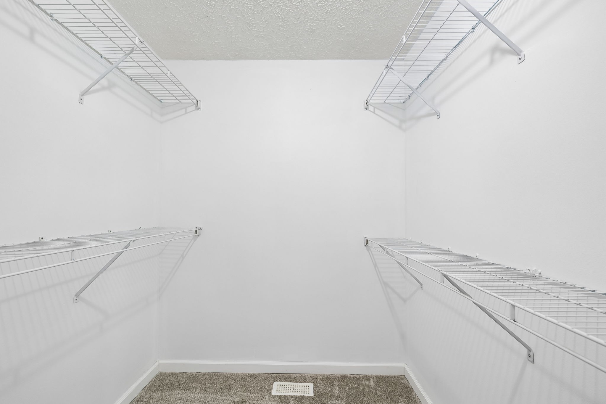 1328 Peachtree St